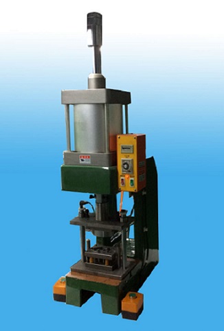 氣壓機(jī)、壓力機(jī)、單柱氣壓機(jī)、四柱氣壓機(jī)、雙柱氣壓機(jī)